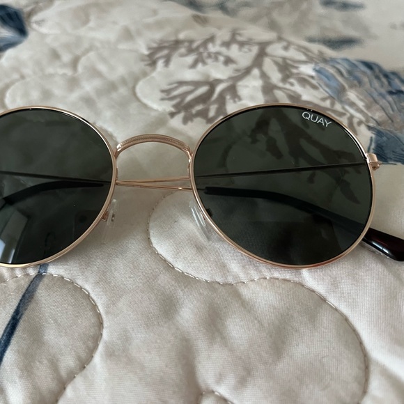 Quay - Picture 2 of 3